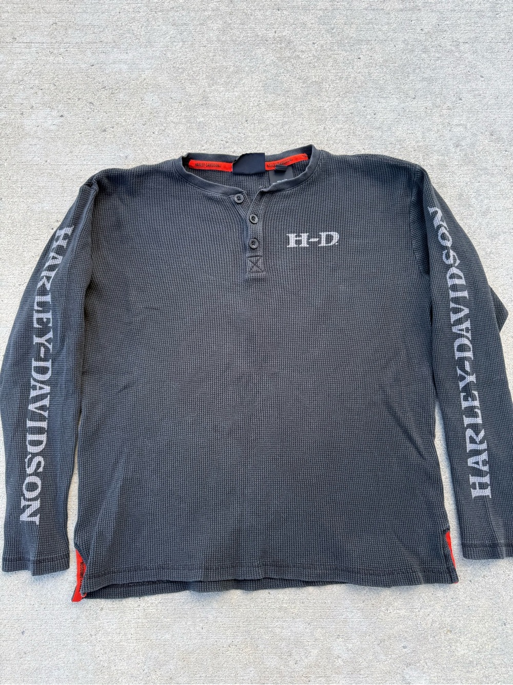 Vintage Y2K Harley Davidson Long Sleeved Thermal - Picture 3 of 5